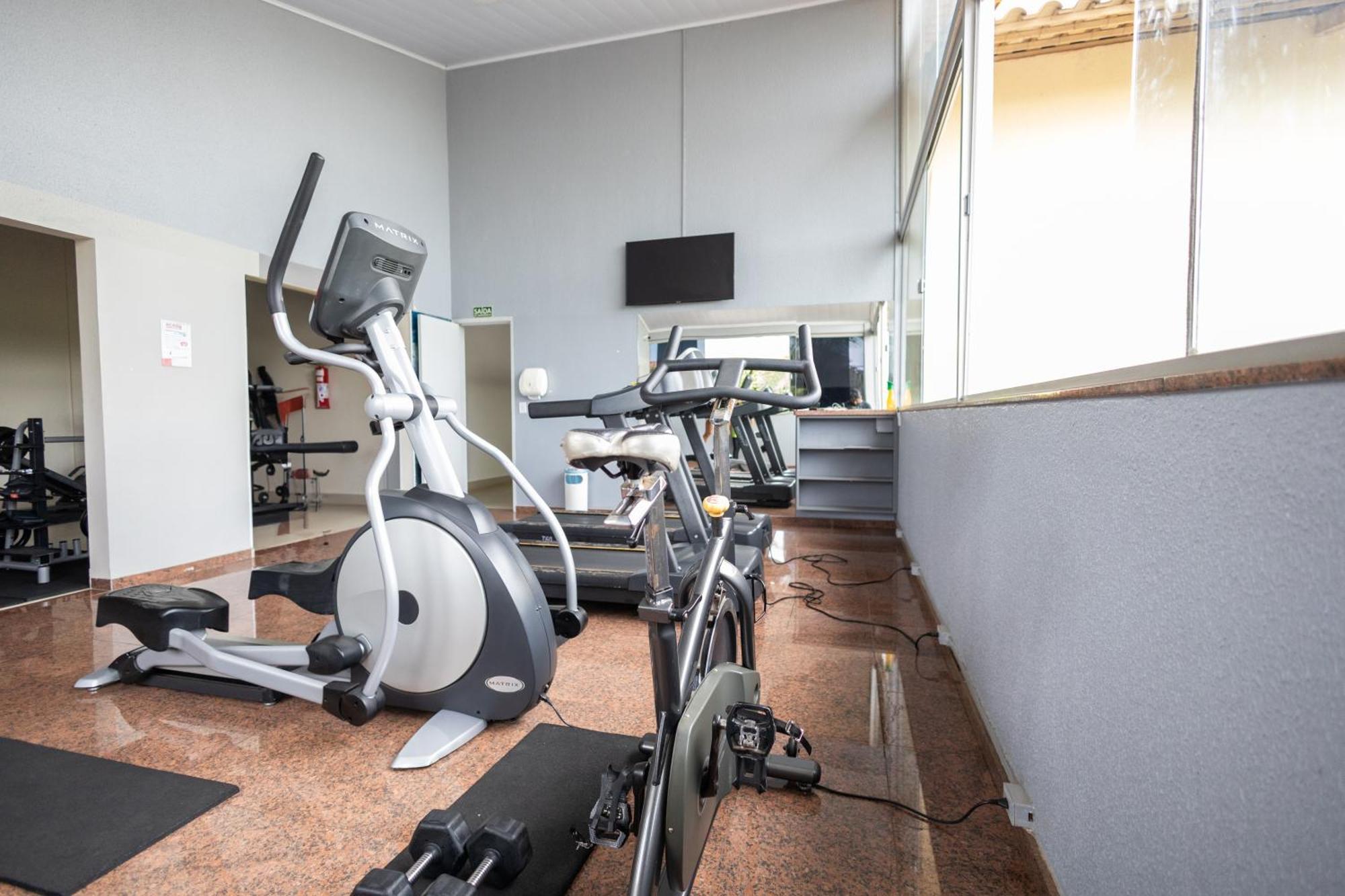 Diroma Fiori Hotel - Bvtur Калдас Новас Екстериор снимка