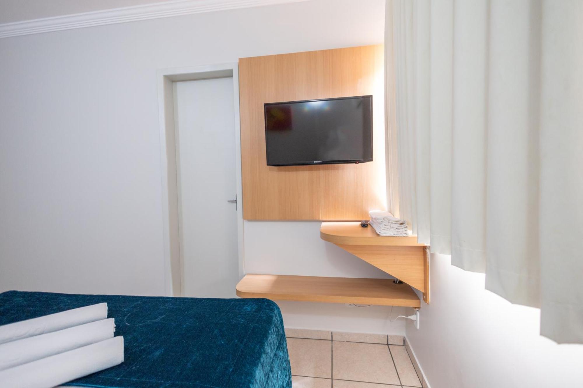 Diroma Fiori Hotel - Bvtur Калдас Новас Екстериор снимка