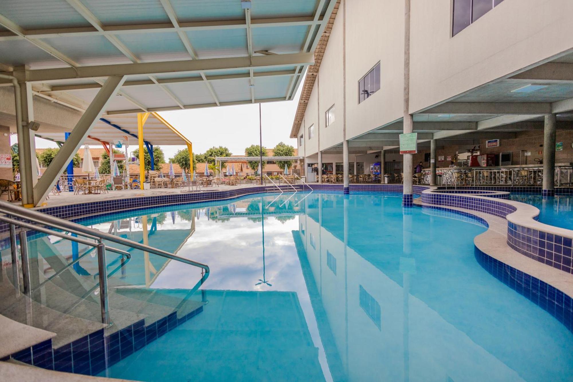 Diroma Fiori Hotel - Bvtur Калдас Новас Екстериор снимка