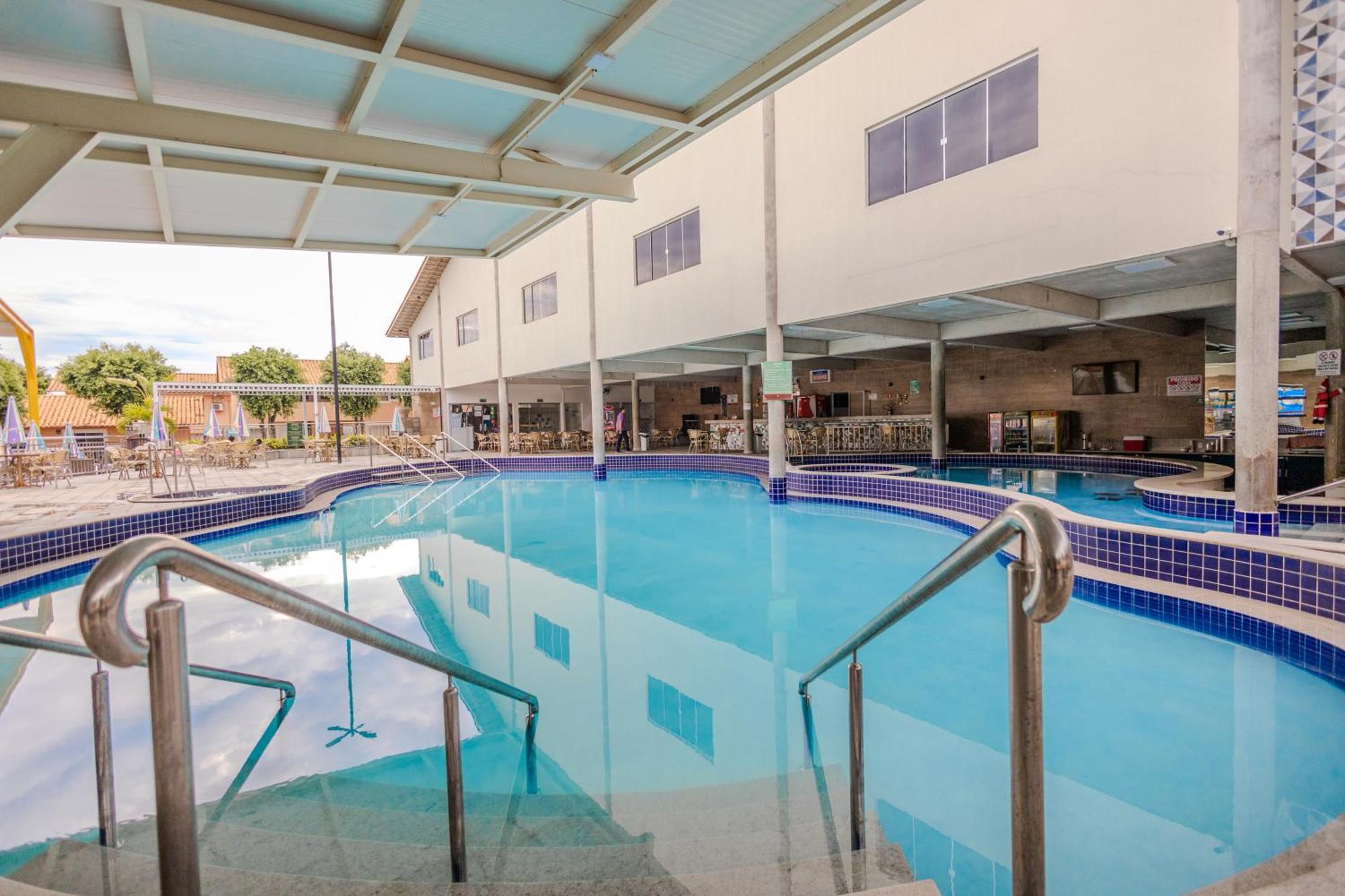 Diroma Fiori Hotel - Bvtur Калдас Новас Екстериор снимка